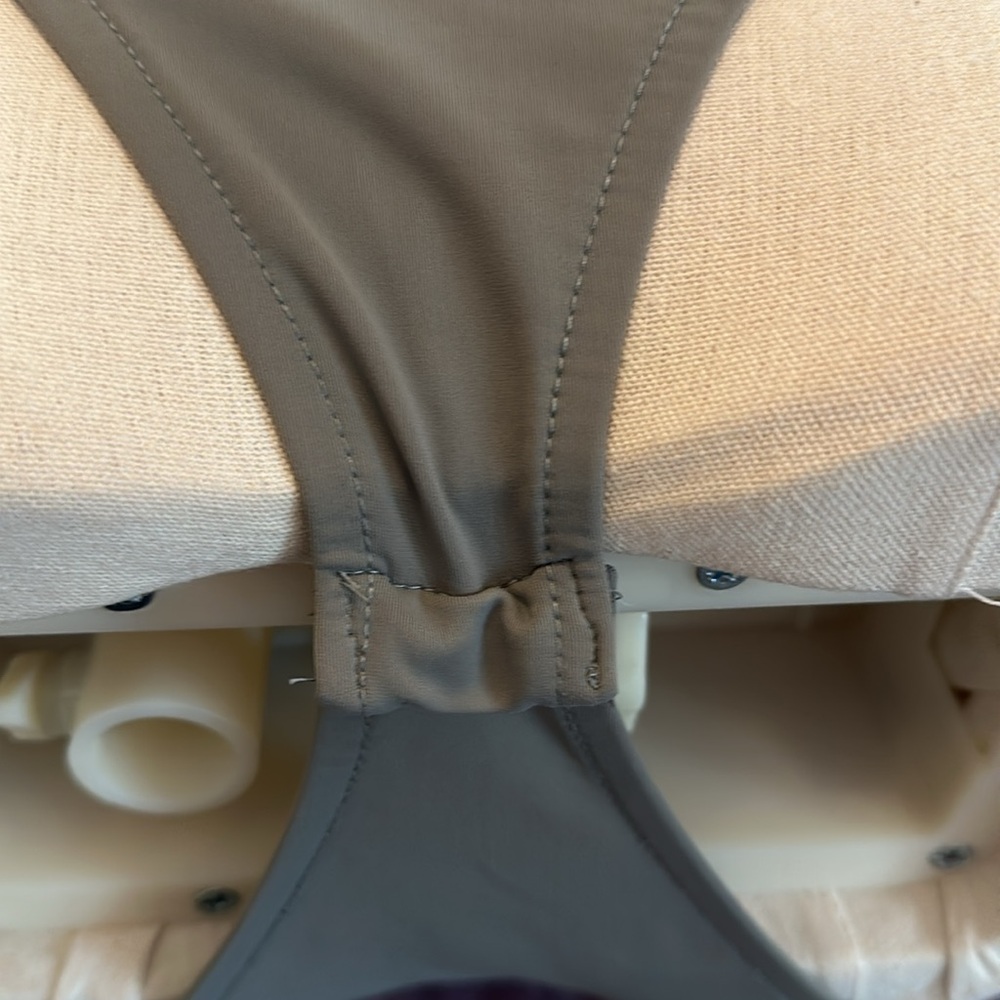 Zara olive gray shoulder pads S sleeveless lined fitted snaps bodysuit - Picture 10 of 12